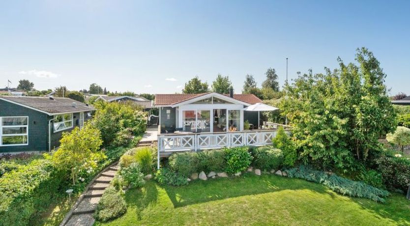 Photo of "Elfrede" - 600m from the sea