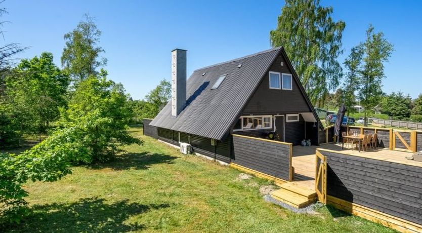 Photo of "Jace" - 900m from the sea