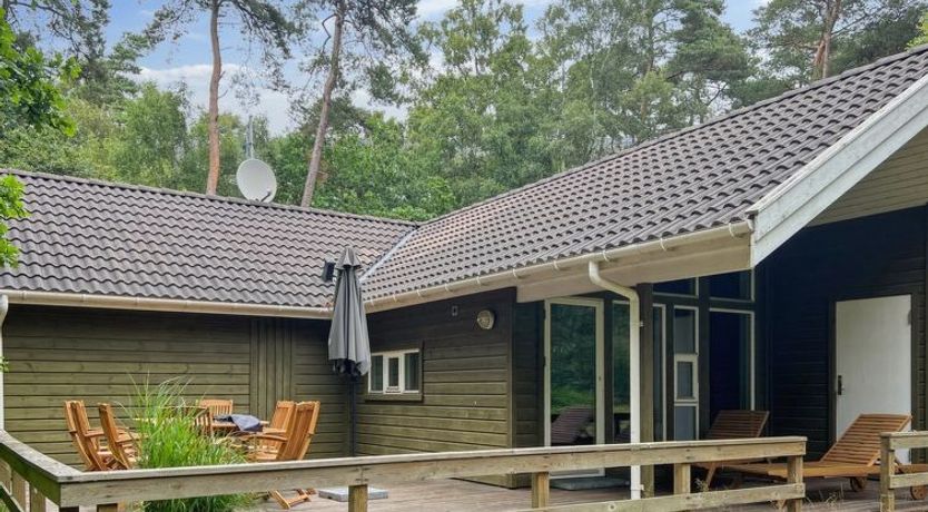 Photo of "Ellynor" - 600m from the sea