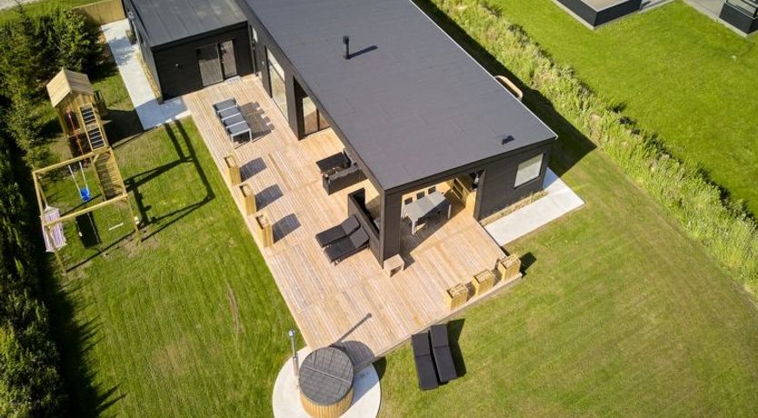 Photo of "Lyder" - 400m from the sea