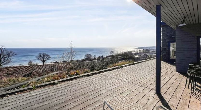 Photo of "Linda" - 200m from the sea