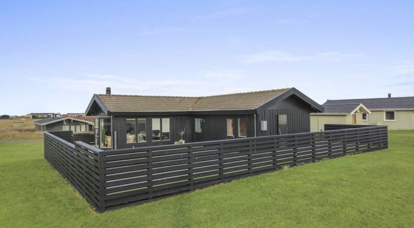 Photo of "Frederik" - 250m from the sea