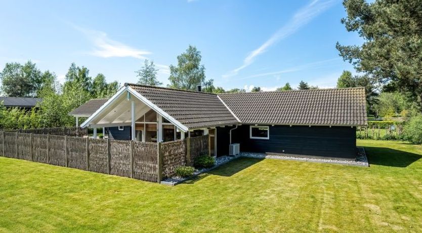 Photo of "Gudlaug" - 1km from the sea