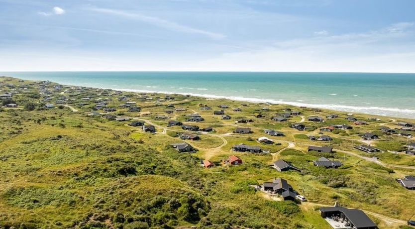 Photo of "Senija" - 334m from the sea