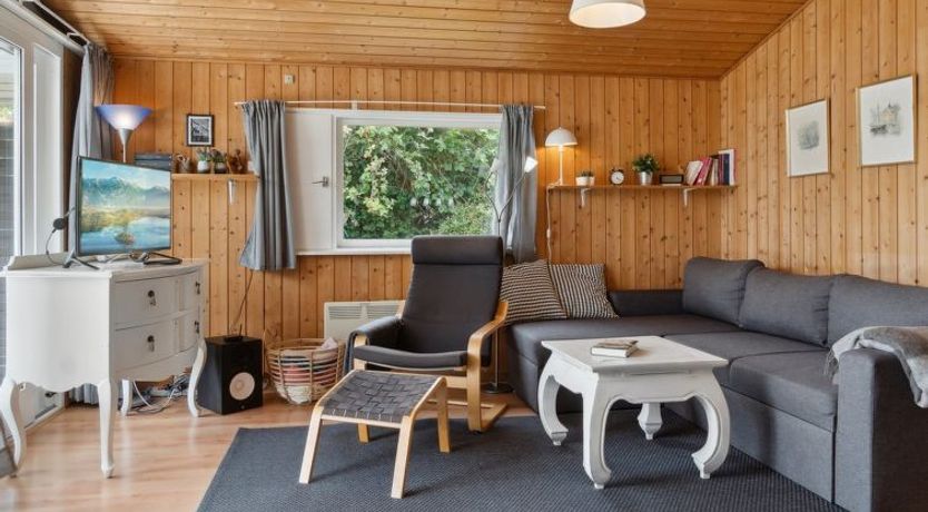 Photo of "Zoya" - 470m from the sea