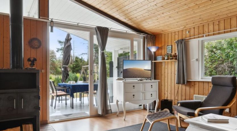 Photo of "Zoya" - 470m from the sea