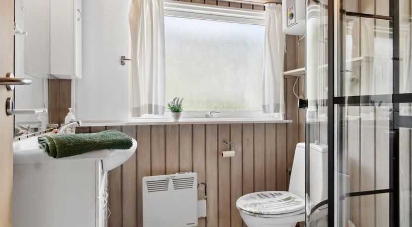 Photo of "Zoya" - 470m from the sea