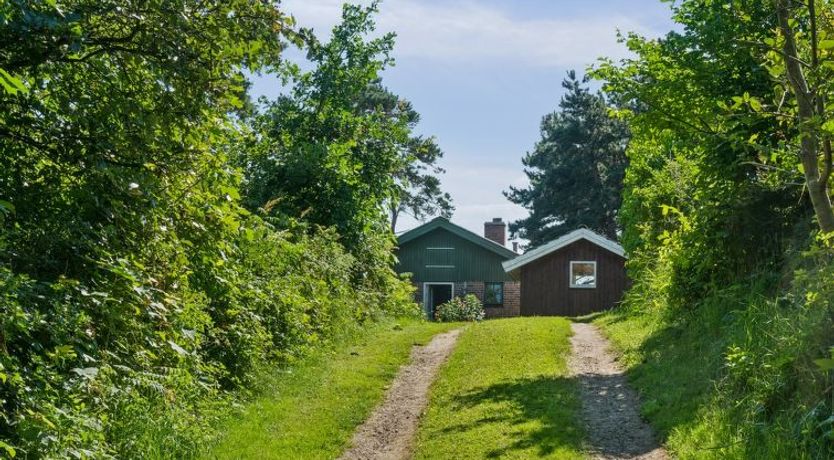 Photo of "Uschi" - 86m from the sea
