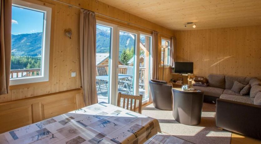 Photo of Superior #63 mit IR-Sauna&Sprudelwanne Holiday Home 10