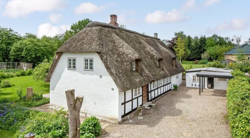 Photo of "Ienngelild" - 1km to the fjord