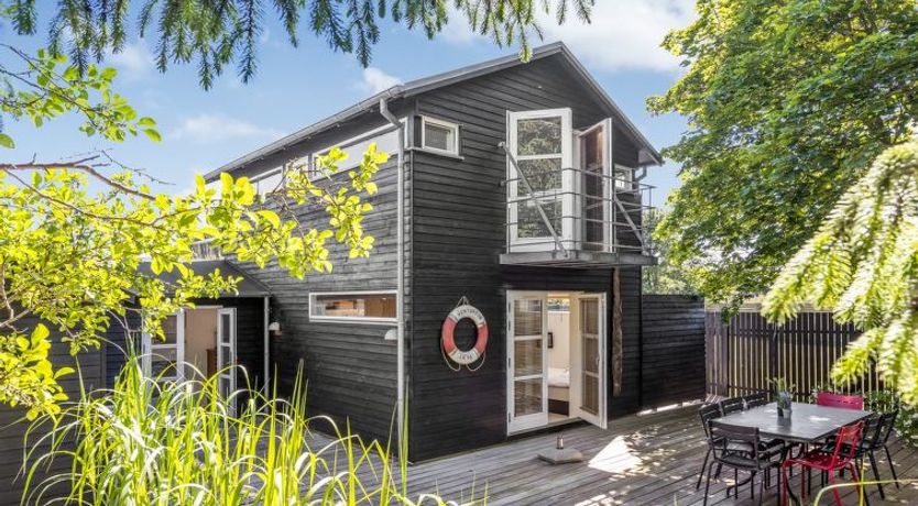 Photo of "Anouk" - 500m from the sea