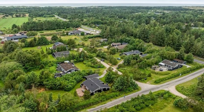 Photo of "Anouk" - 2km from the sea