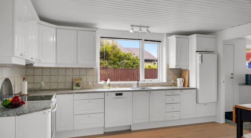 Photo of "Elika" - 1.5km from the sea