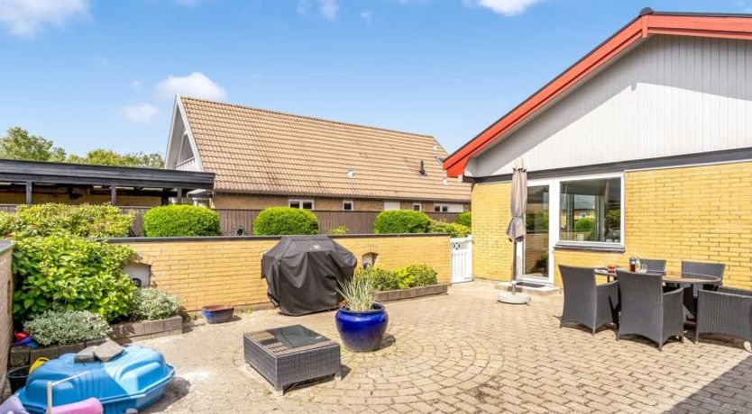 Photo of "Elika" - 1.5km from the sea