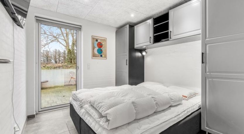 Photo of "Elisabetha" - 100m from the sea