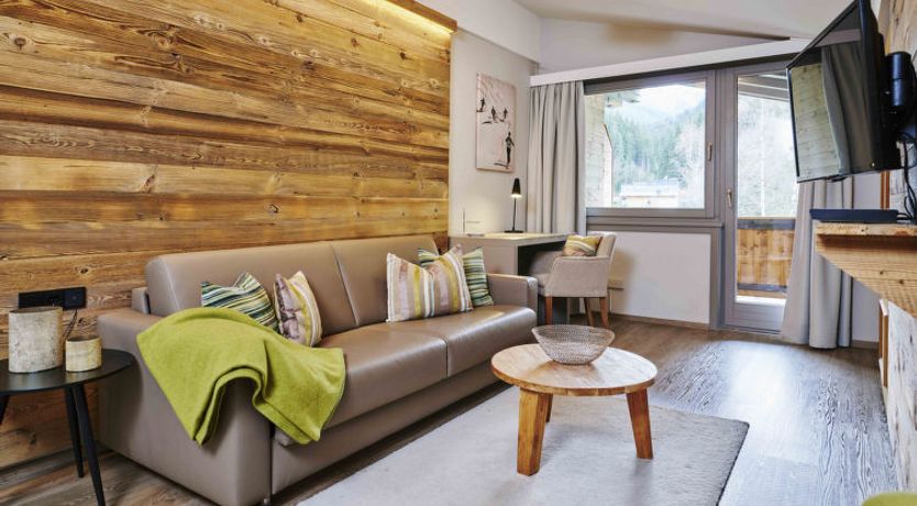 Photo of Juniorsuite bis zu 4 P &Wellnessbereich Apartment 2