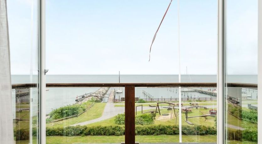 Photo of "Stefanie" - 10m from the sea