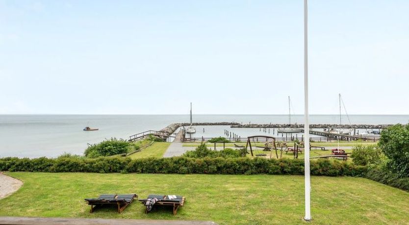 Photo of "Stefanie" - 10m from the sea