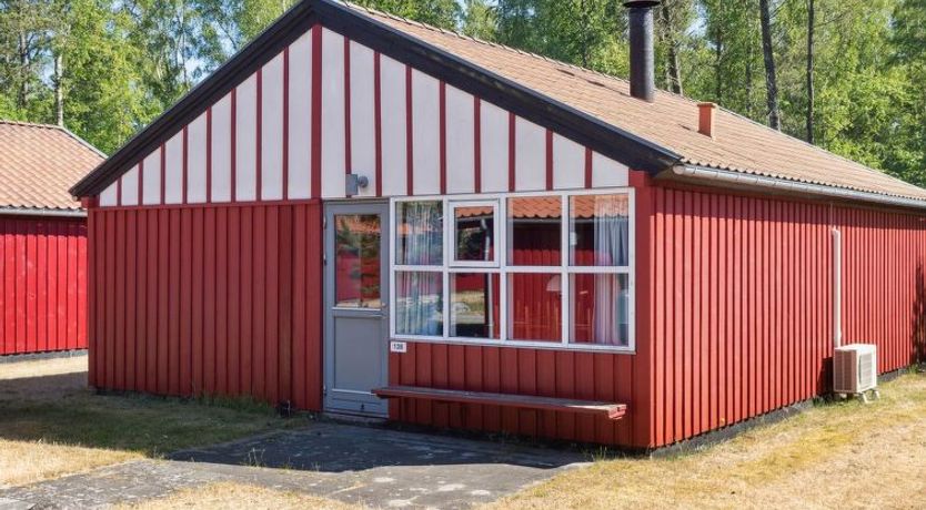 Photo of "Ferbine" - 400m from the sea