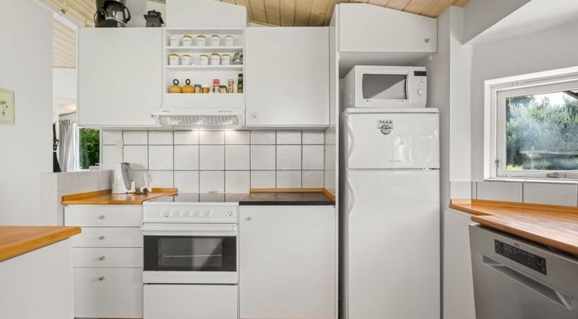 Photo of "Allie" - 150m from the sea