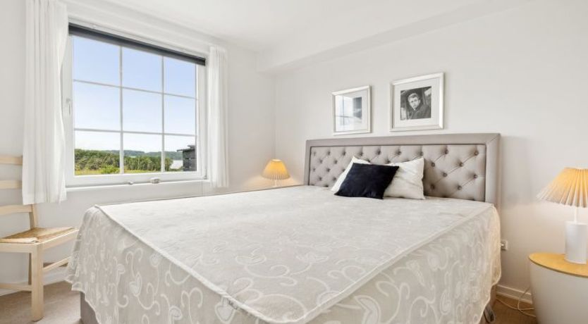 Photo of "Isbiorn" - 300m from the sea