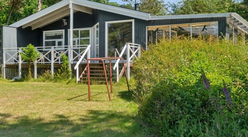 Photo of "Marius" - 30m from the sea