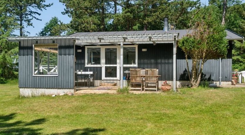 Photo of "Marius" - 30m from the sea