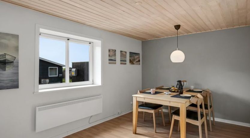 Photo of "Eino" - 150m from the sea