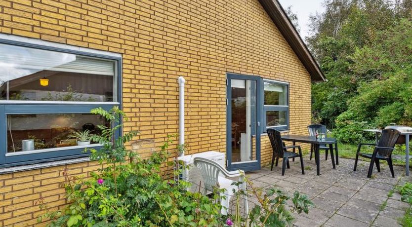 Photo of "Magh" - 9.8km from the sea