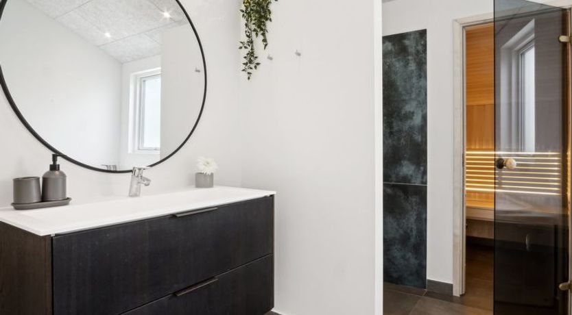 Photo of "Henryk" - 75m from the sea