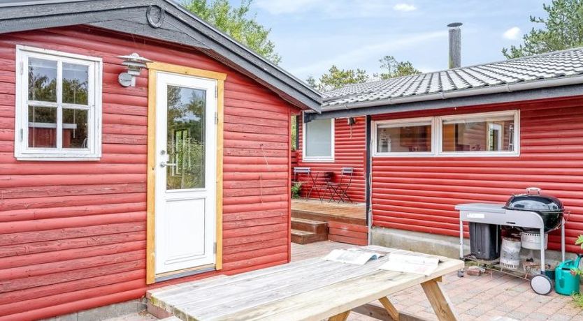 Photo of "Borghild" - 500m from the sea