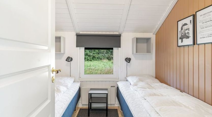 Photo of "Skyler" - 1km from the sea