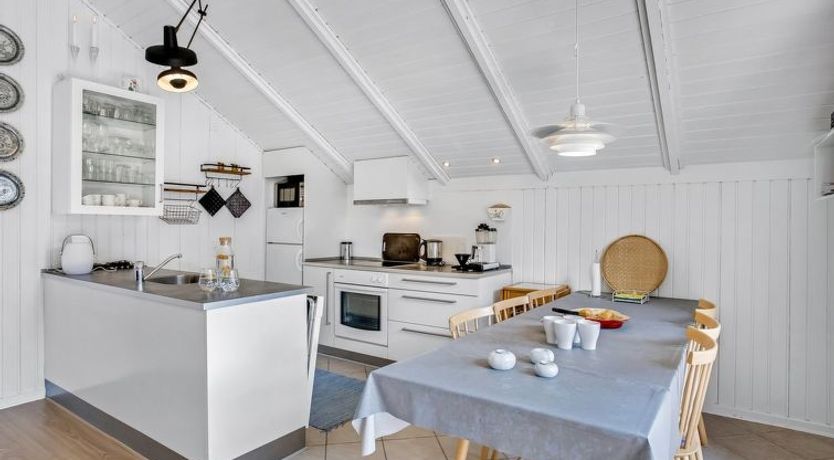 Photo of "Egbert" - 900m from the sea