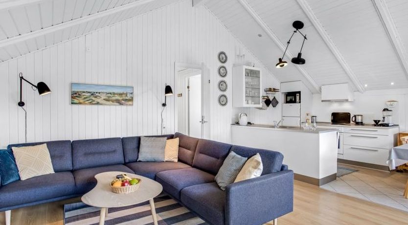 Photo of "Egbert" - 900m from the sea