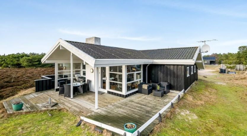 Photo of "Josef" - 950m from the sea