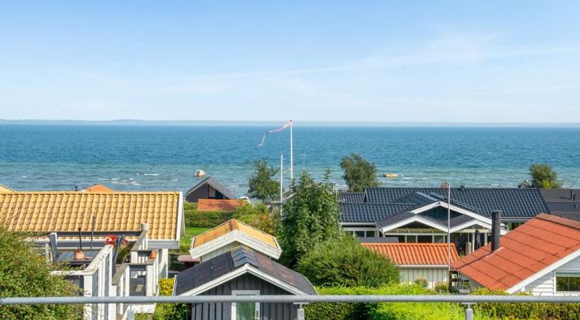 Photo of "Ebbeline" - 150m from the sea