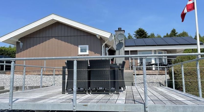 Photo of "Ebbeline" - 150m from the sea