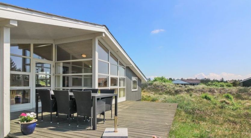 Photo of "Nadia" - 1.7km from the sea