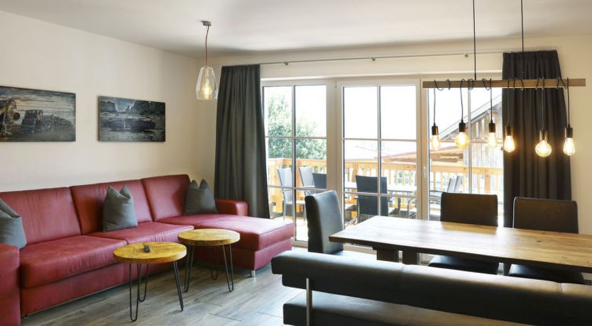 Photo of Superior #211 für bis zu 6 Personen Apartment 24