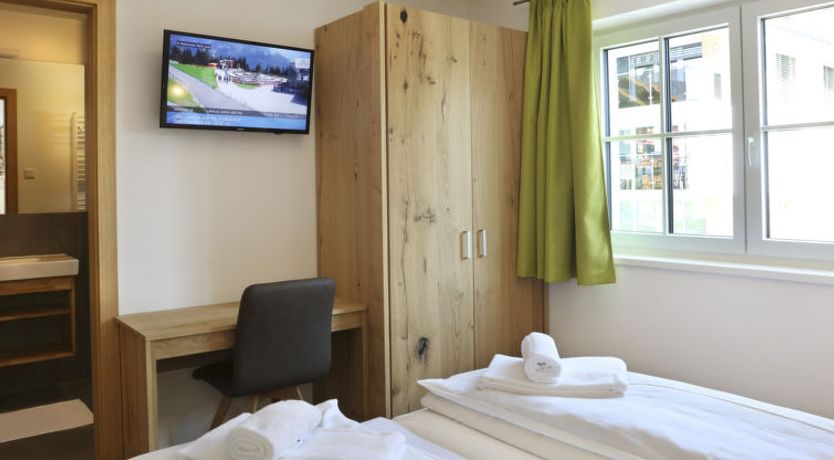 Photo of Superior #211 für bis zu 6 Personen Apartment 24