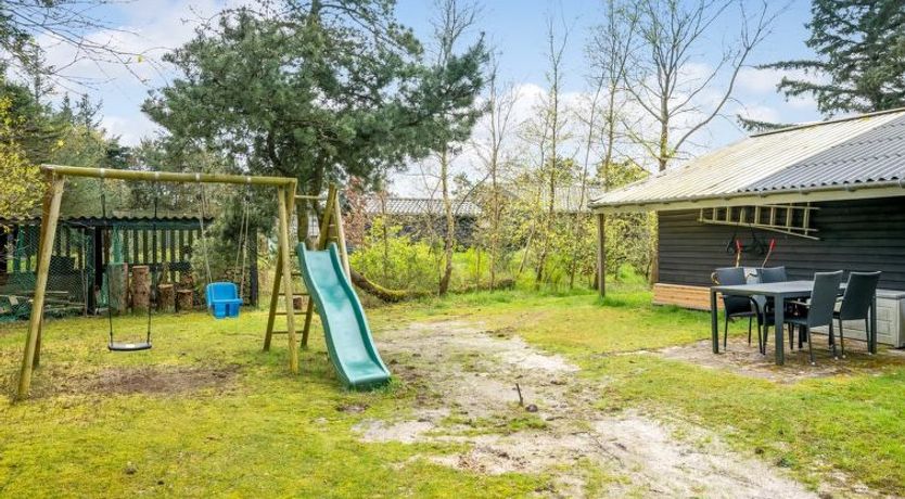 Photo of "Dagino" - 500m from the sea