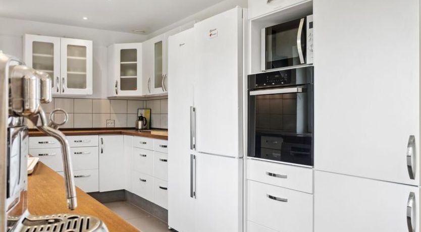 Photo of "Ronia" - 900m from the sea