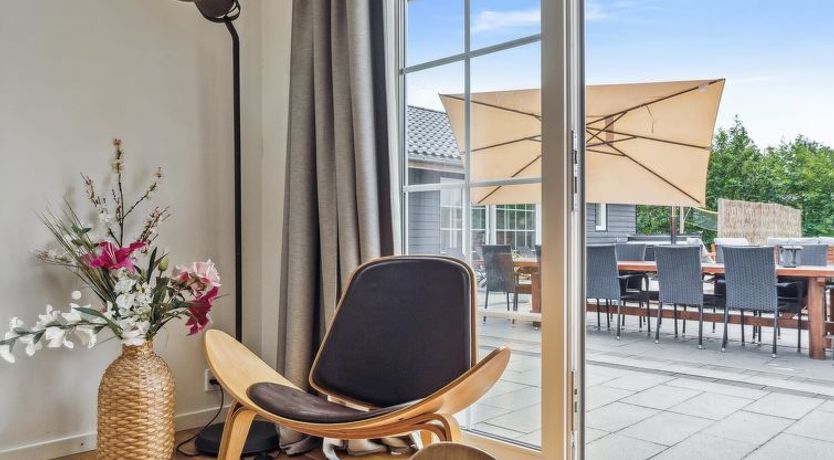 Photo of "Ronia" - 900m from the sea