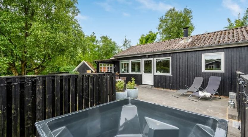 Photo of "Fridtjof" - 550m to the fjord