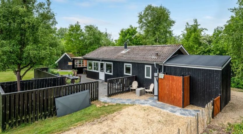 Photo of "Fridtjof" - 550m to the fjord