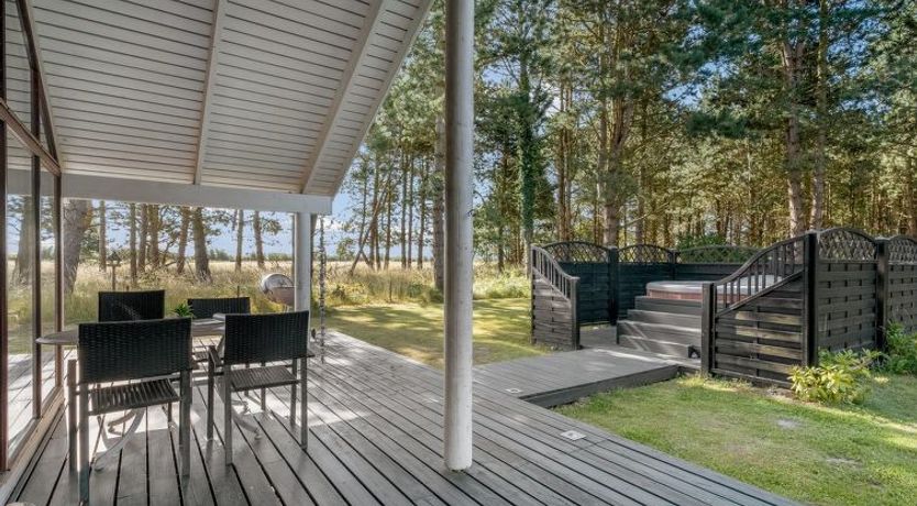 Photo of "Matine" - 800m from the sea