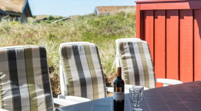 Photo of "Kirsten" - 800m from the sea