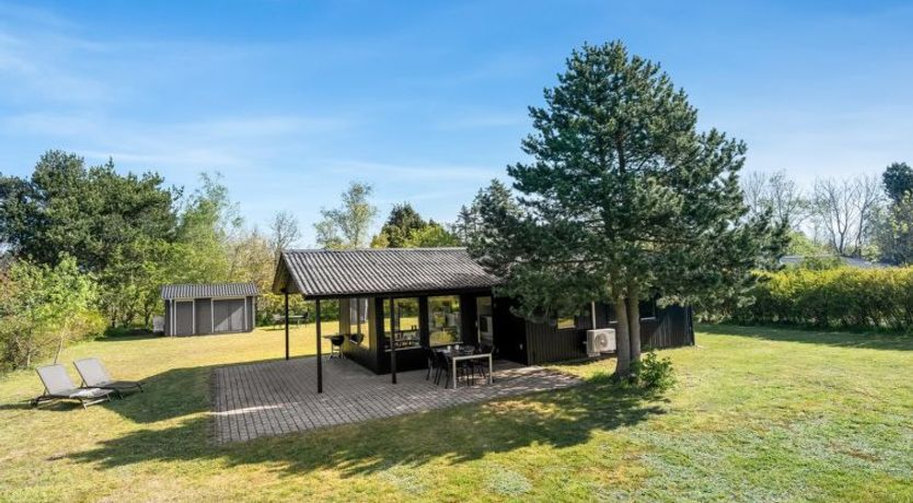 Photo of "Lars" - 250m from the sea