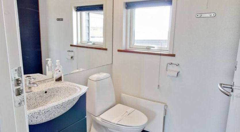 Photo of "Thrugils" - 800m from the sea