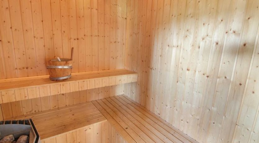 Photo of "Thrugils" - 800m from the sea